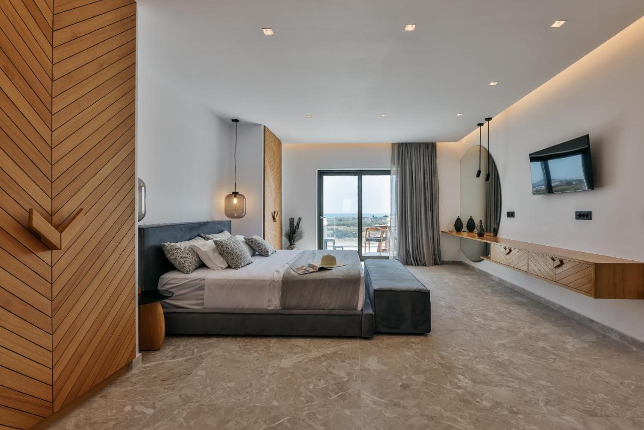 Milestones Naxos 5* Maragkas