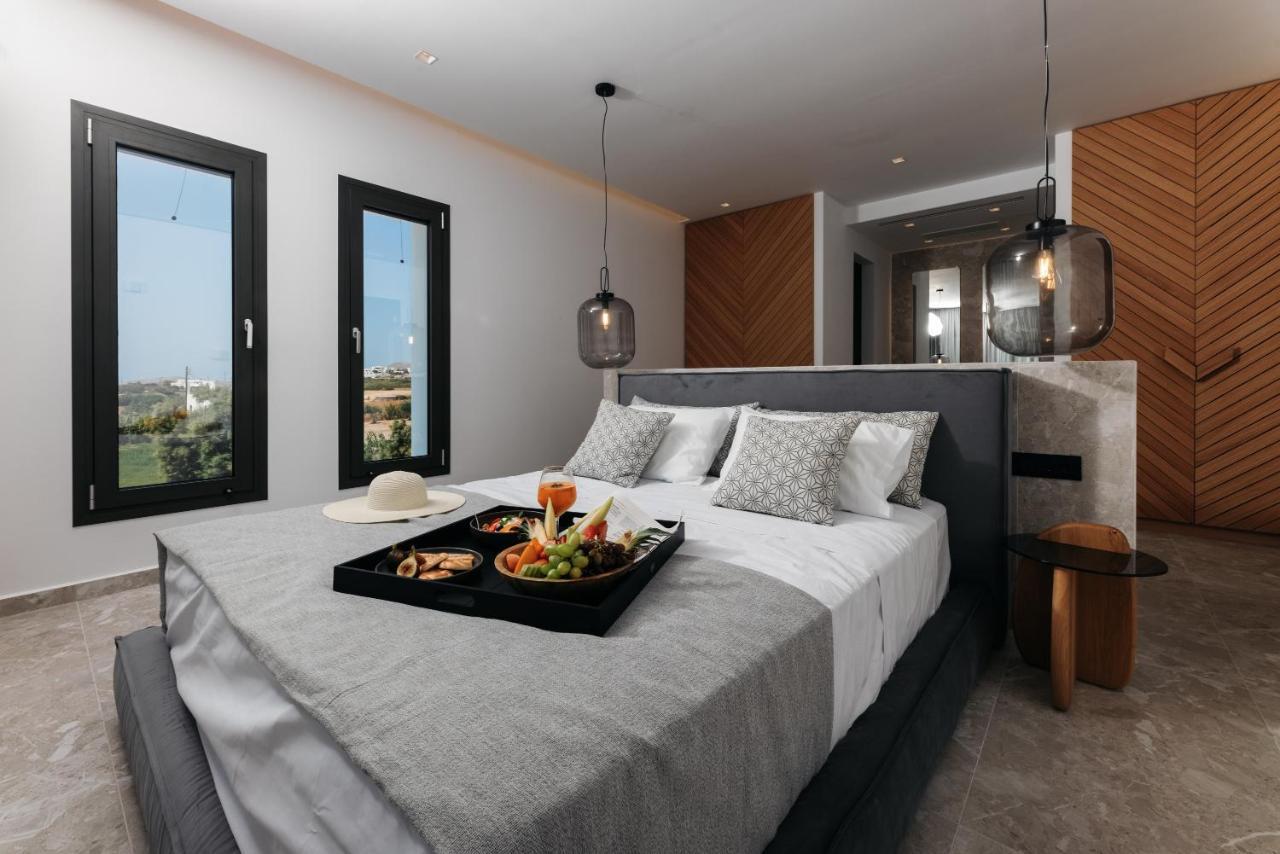 Отель Milestones Naxos 5*